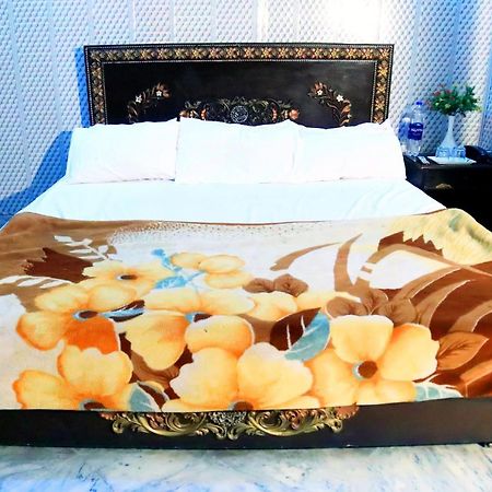 Royal Inn Guest House 拉合尔 外观 照片